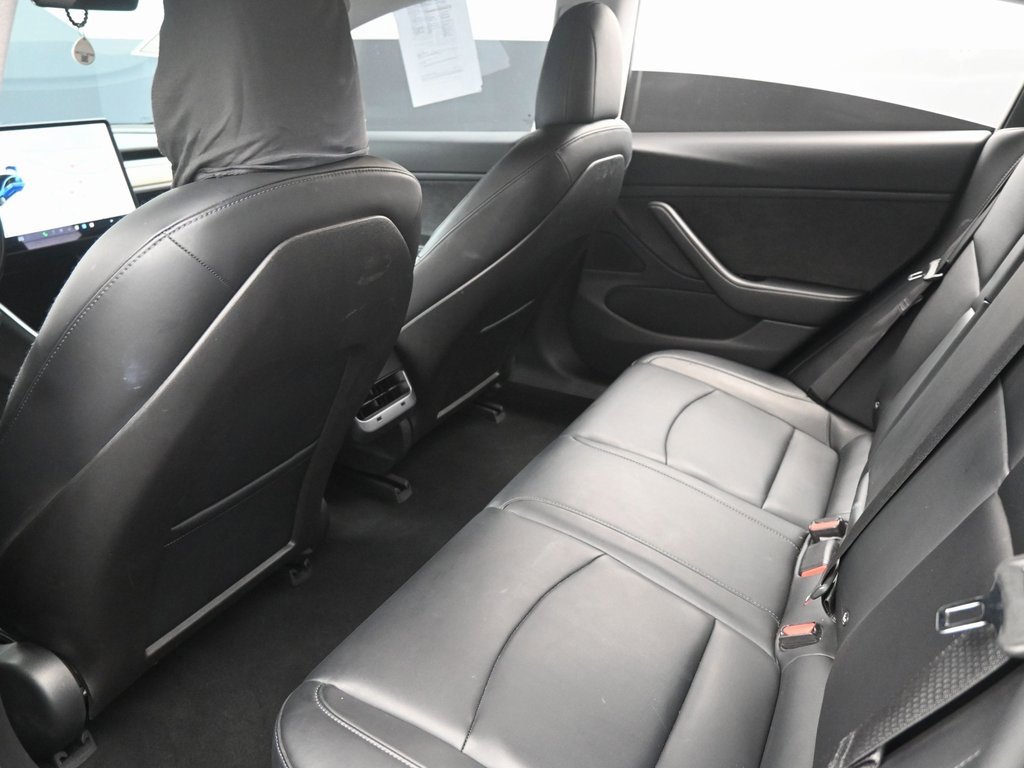 Used 2017 Tesla Model 3 Long Range image 31