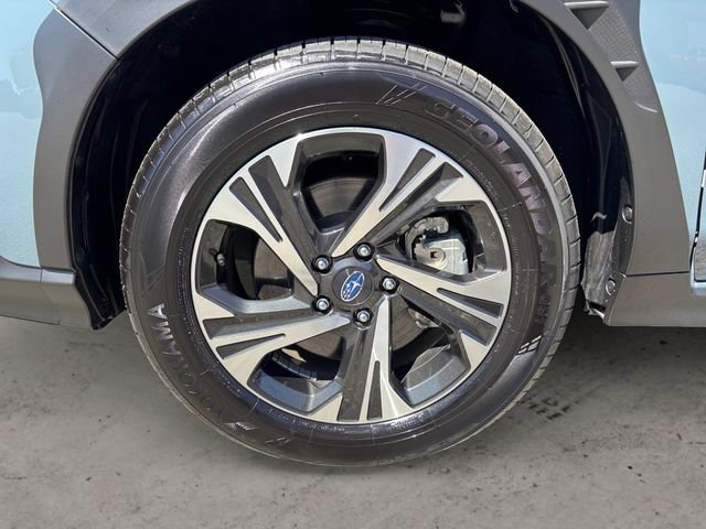 Used 2025 Subaru Crosstrek 2.5i Premium AWD/4WD image 9