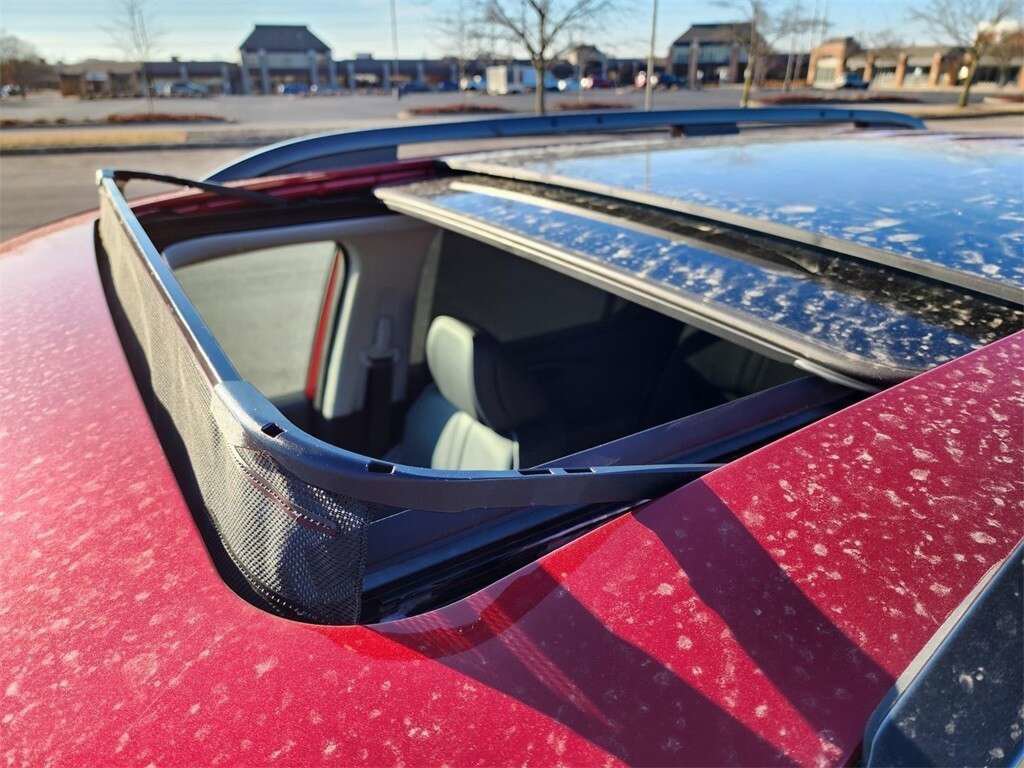 Used 2024 Honda Pilot Elite image 4