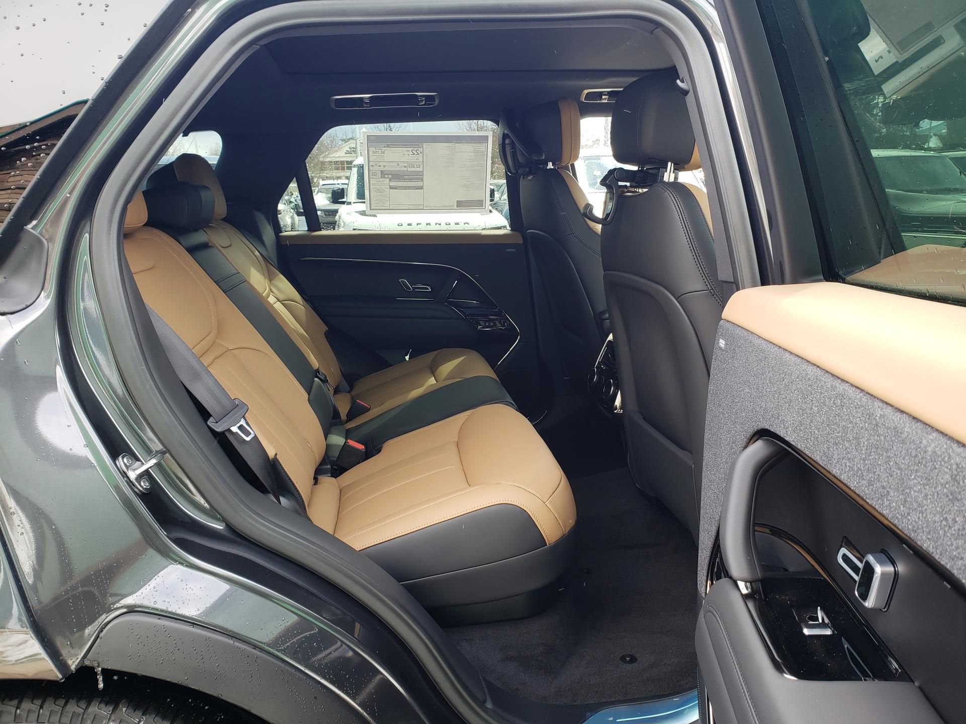 New 2026 Land Rover Range Rover Sport Dynamic SE image 15