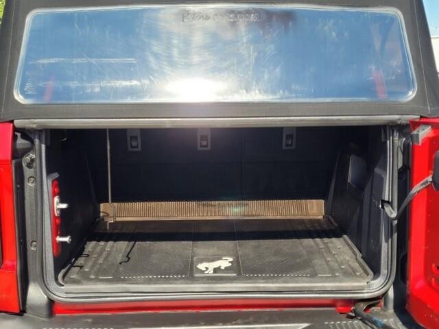 Used 2021 Ford Bronco Badlands image 9