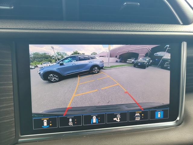 Used 2021 GMC Yukon Denali w/ Denali Premium Package AWD/4WD image 21
