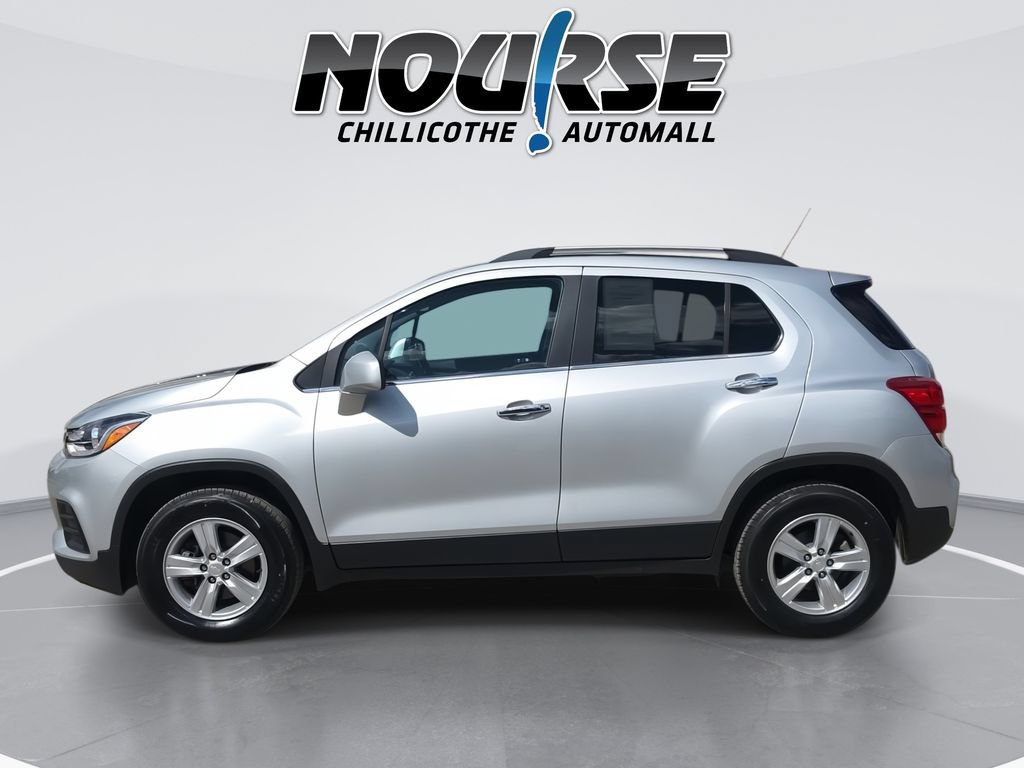 Used 2020 Chevrolet Trax LT w/ LT Convenience Package AWD/4WD image 5