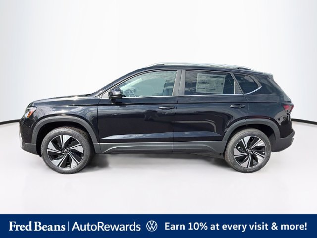 New 2026 Volkswagen Taos SE AWD/4WD image 3