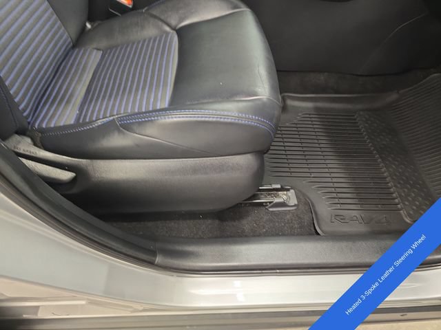 Used 2021 Toyota RAV4 XSE w/ XSE Grade Weather Package AWD/4WD image 10