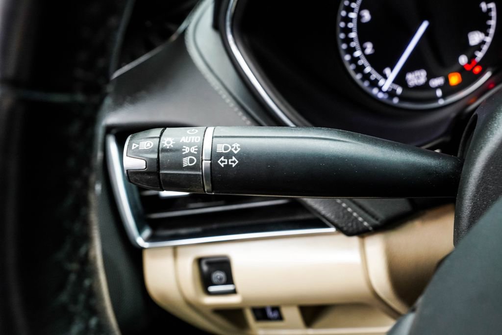 Used 2023 Cadillac CT5 Luxury RWD image 36