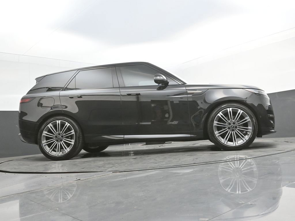 Used 2024 Land Rover Range Rover Sport Dynamic SE image 33