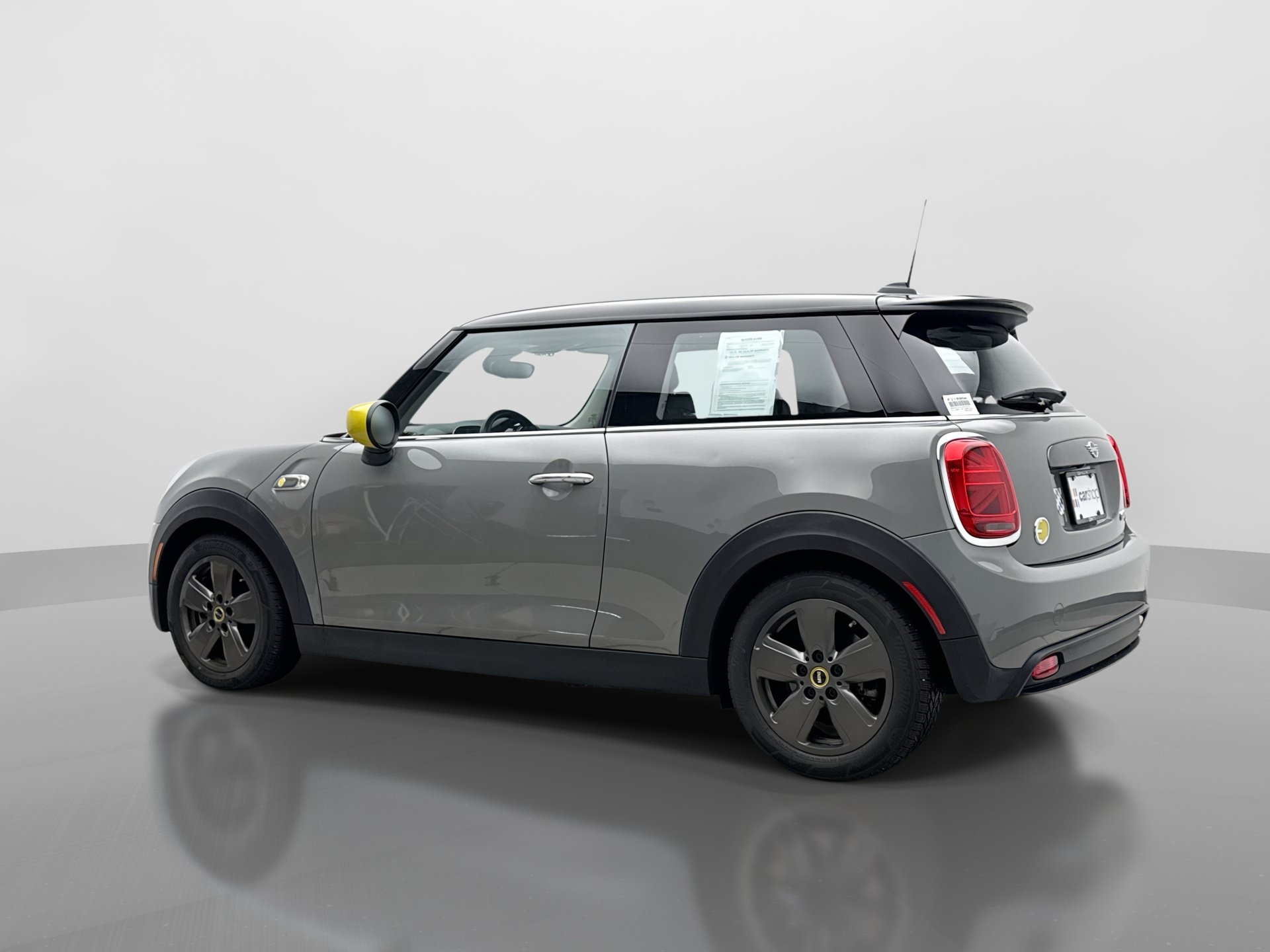 Used 2020 MINI Cooper SE w/ 6.5" Touchscreen Package FWD image 3