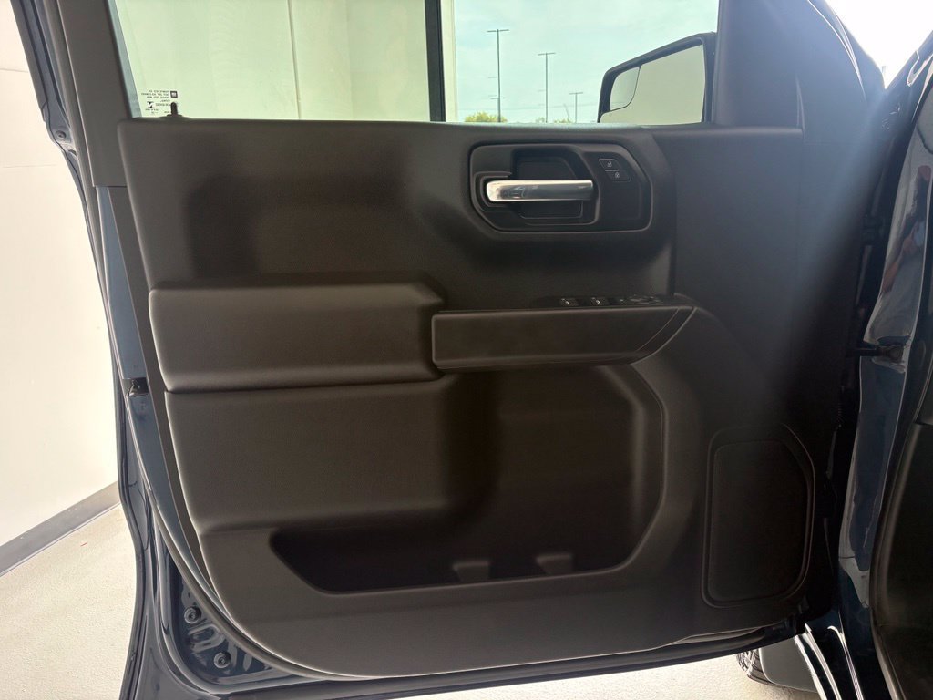 Used 2022 Chevrolet Silverado 1500 Custom Trail Boss w/ LPO, Dark Essentials Package AWD/4WD image 21