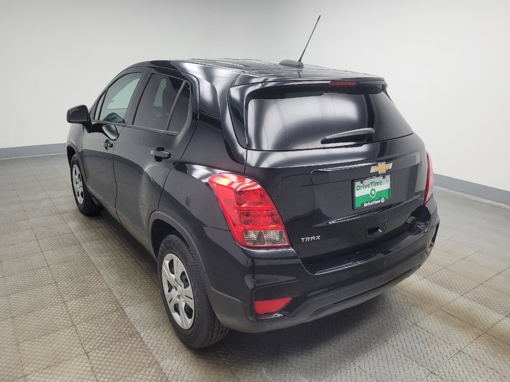 Used 2019 Chevrolet Trax LS w/ Tint and Cruise Package FWD image 5