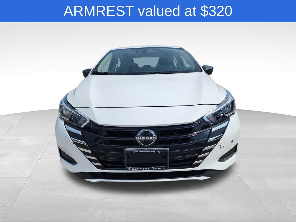 Used 2023 Nissan Versa S FWD image 2