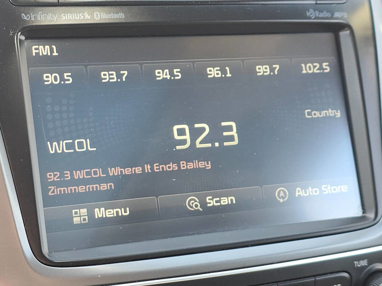 Used 2015 Kia Sorento SX image 17