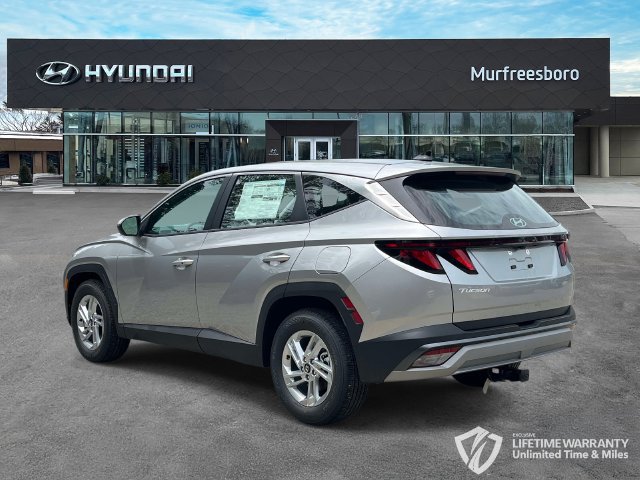 New 2026 Hyundai Tucson SE w/ Tow & Go Package FWD image 7