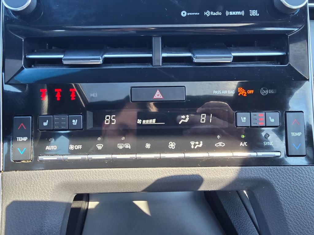 Used 2020 Toyota Avalon Limited w/ Advanced Safety Package FWD image 23