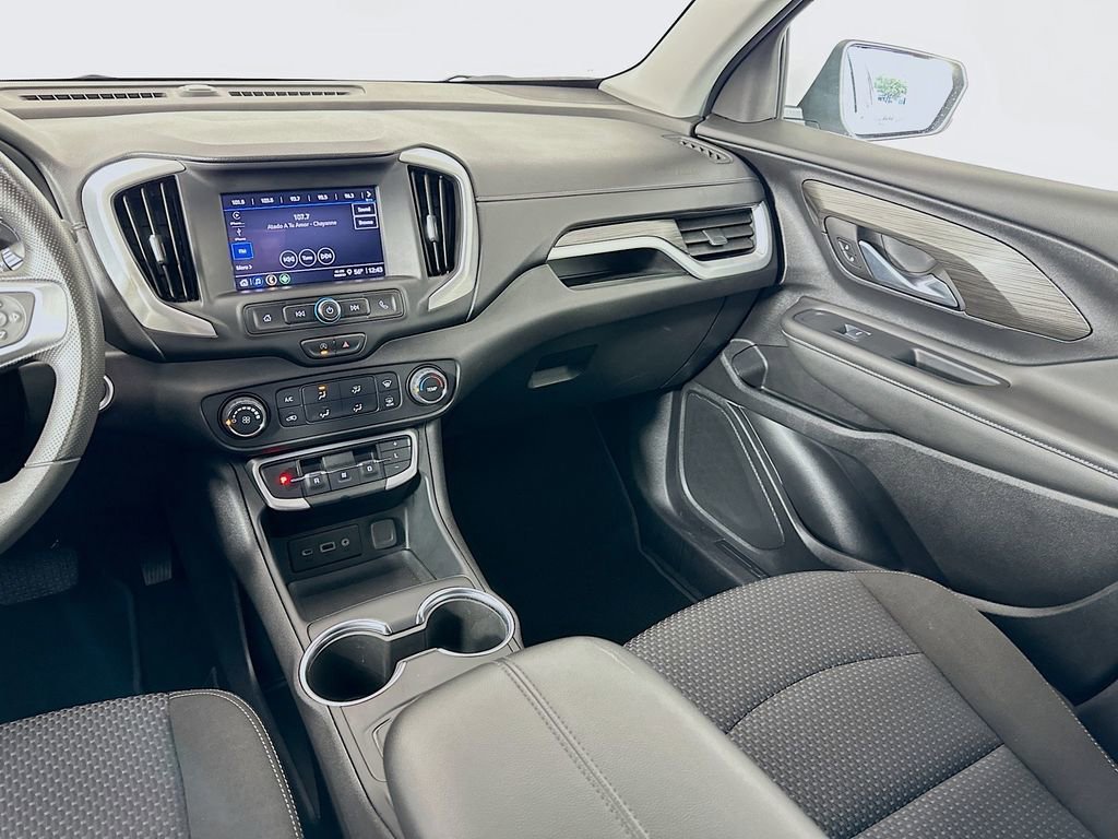 Used 2024 GMC Terrain SLE FWD image 22