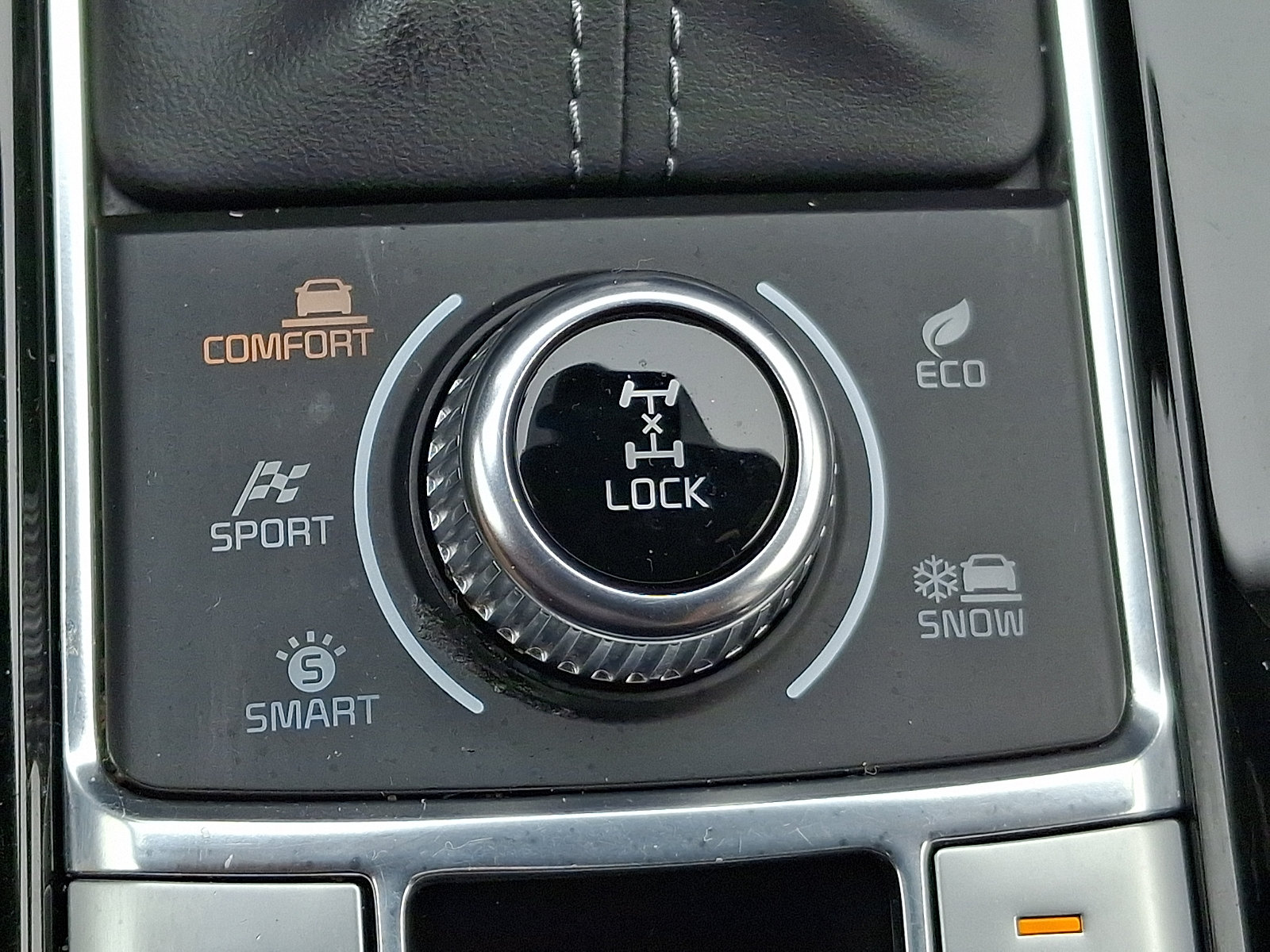 Certified 2024 Kia Telluride EX X-Line AWD/4WD image 29
