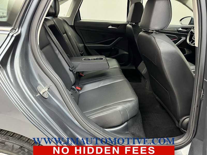 Used 2019 Volkswagen Jetta SEL image 18