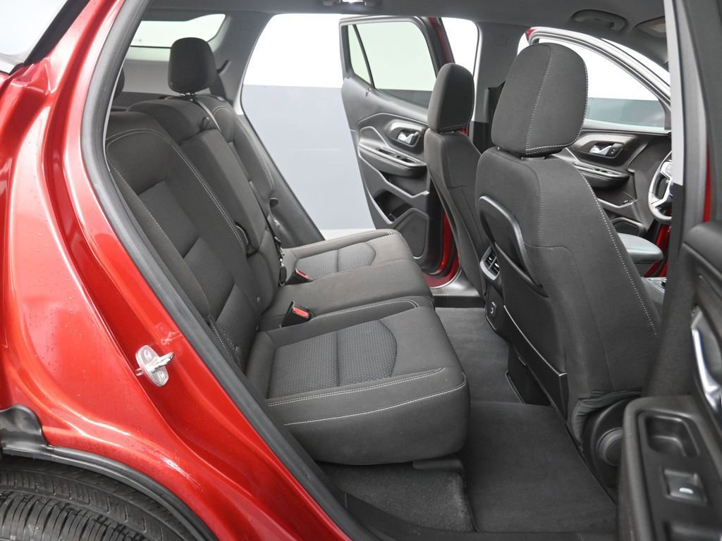 Used 2024 GMC Terrain SLE w/ Driver Convenience Package image 14