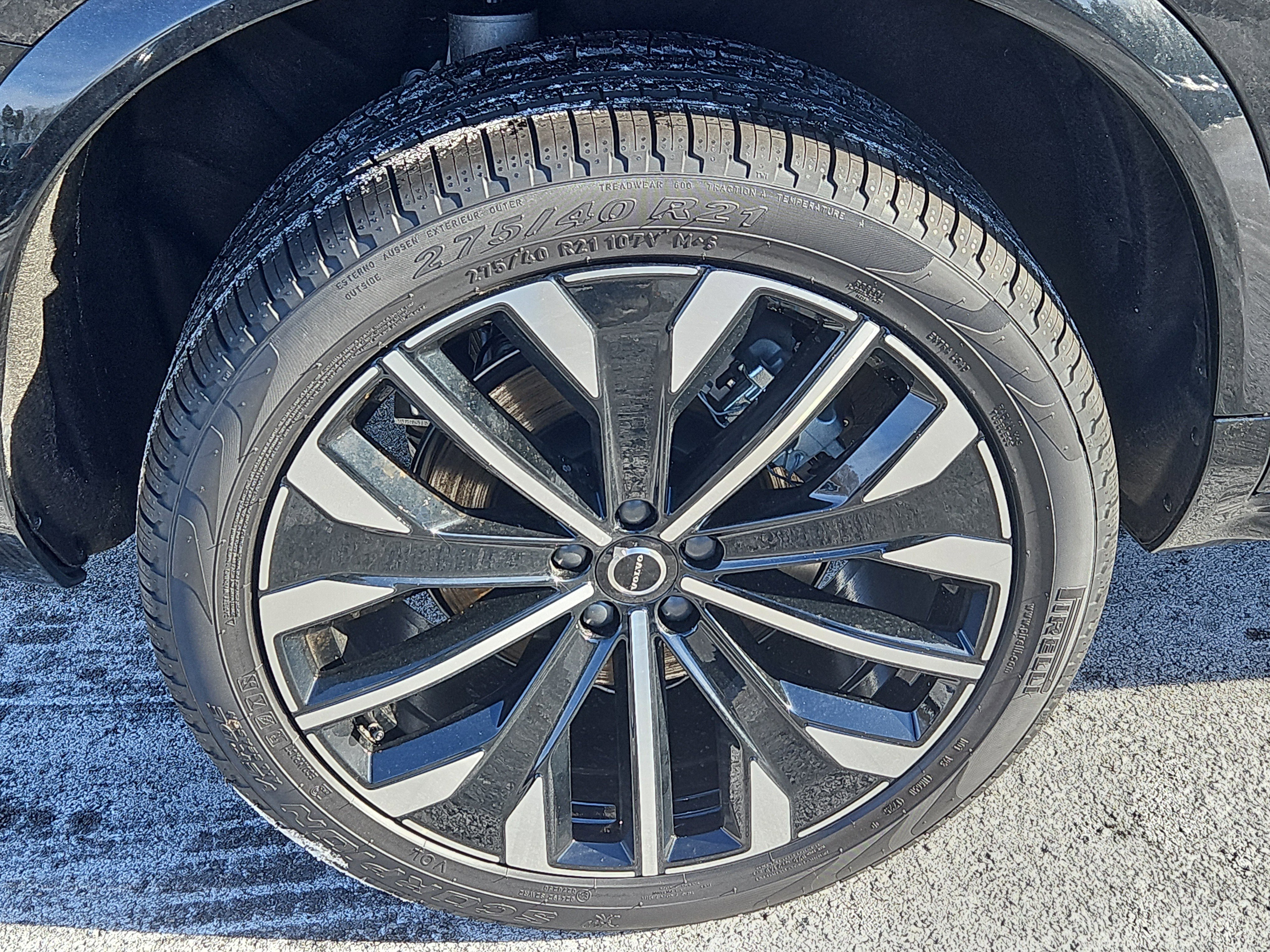 New 2026 Volvo XC90 B6 Plus w/ Protection Package Premier image 20