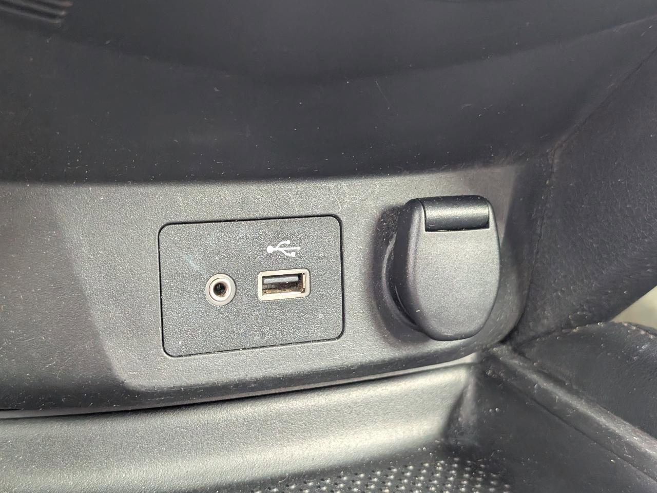 Used 2018 Nissan Rogue SL FWD image 21