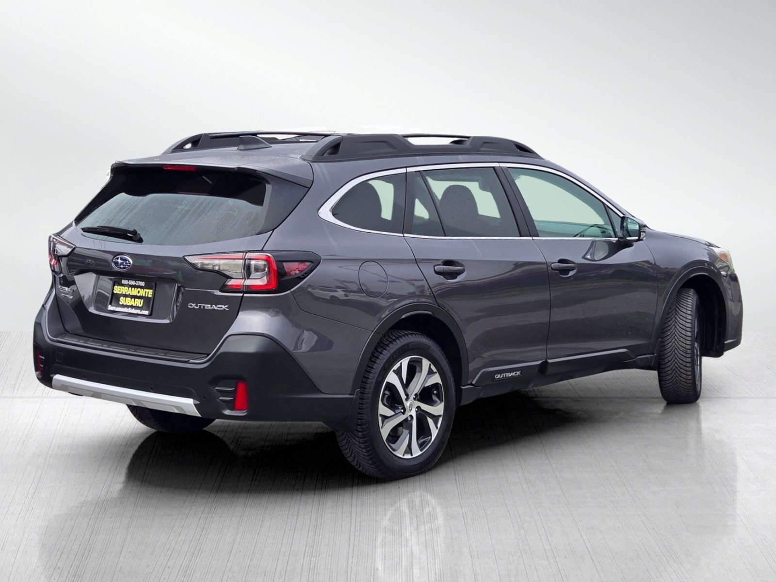 Used 2022 Subaru Outback Limited w/ Popular Package #2 AWD/4WD image 4