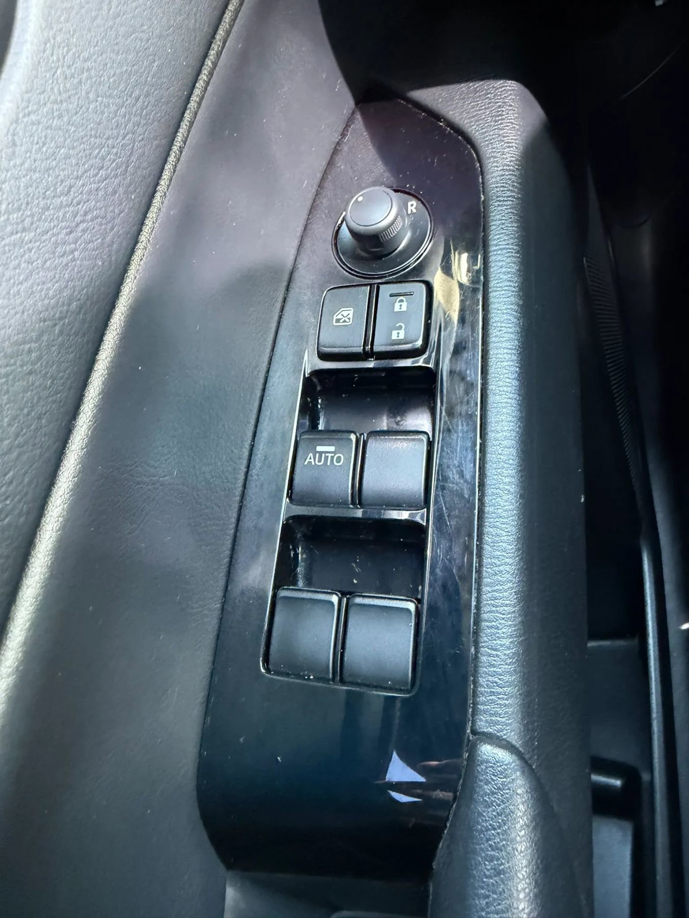 Used 2017 MAZDA CX-5 Touring image 22