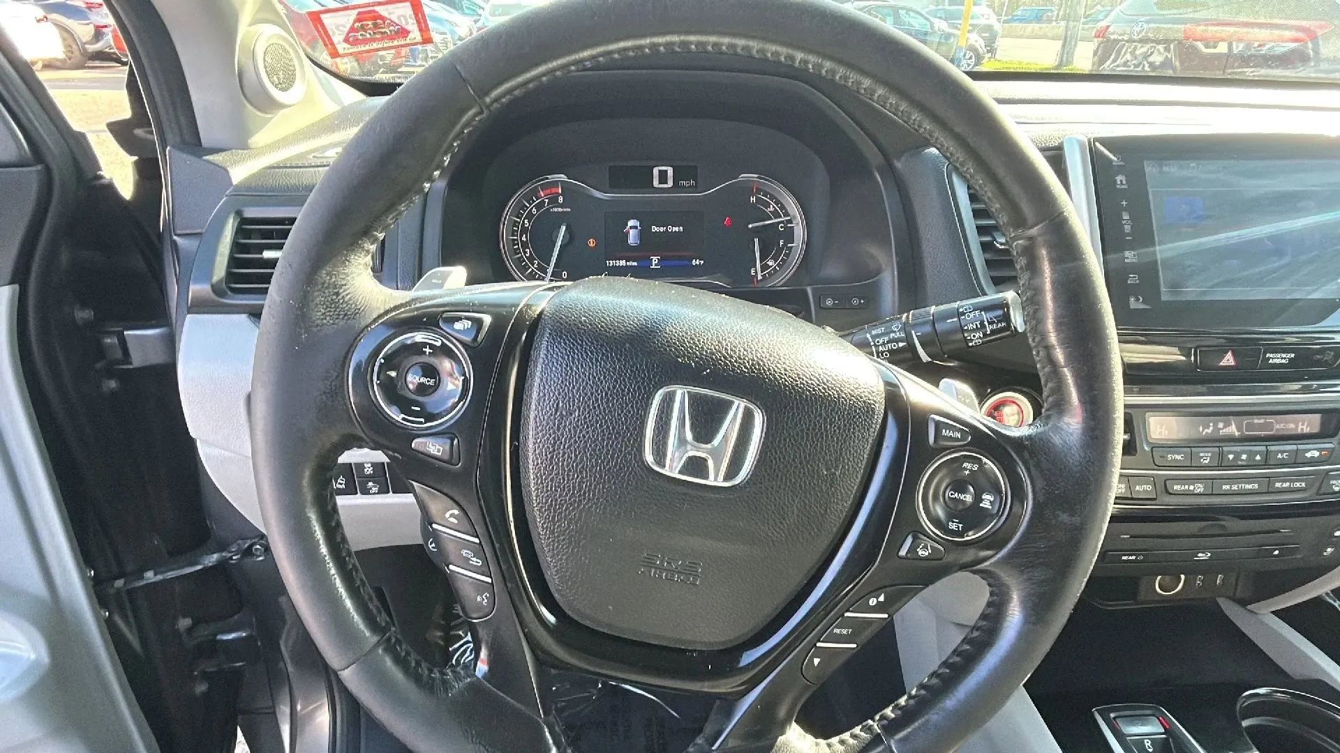 Used 2017 Honda Pilot Elite image 21