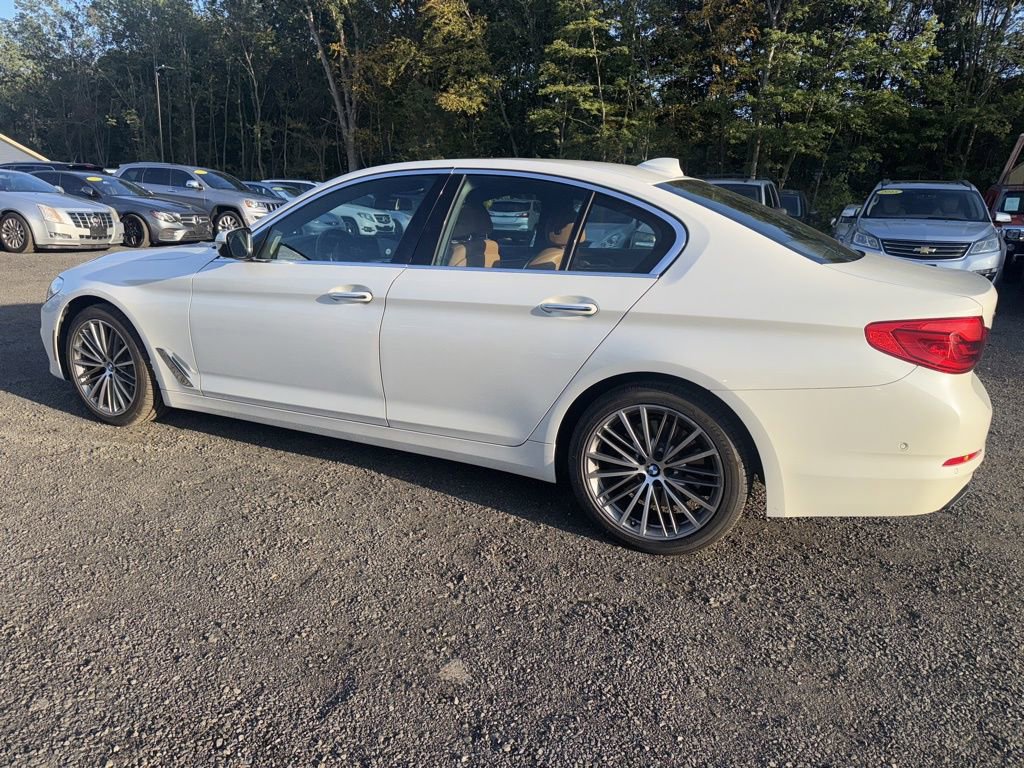 Used 2017 BMW 540i xDrive image 20