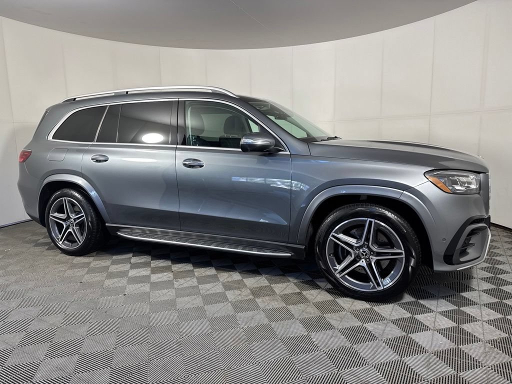 Certified 2026 Mercedes-Benz GLS 450 4MATIC image 9