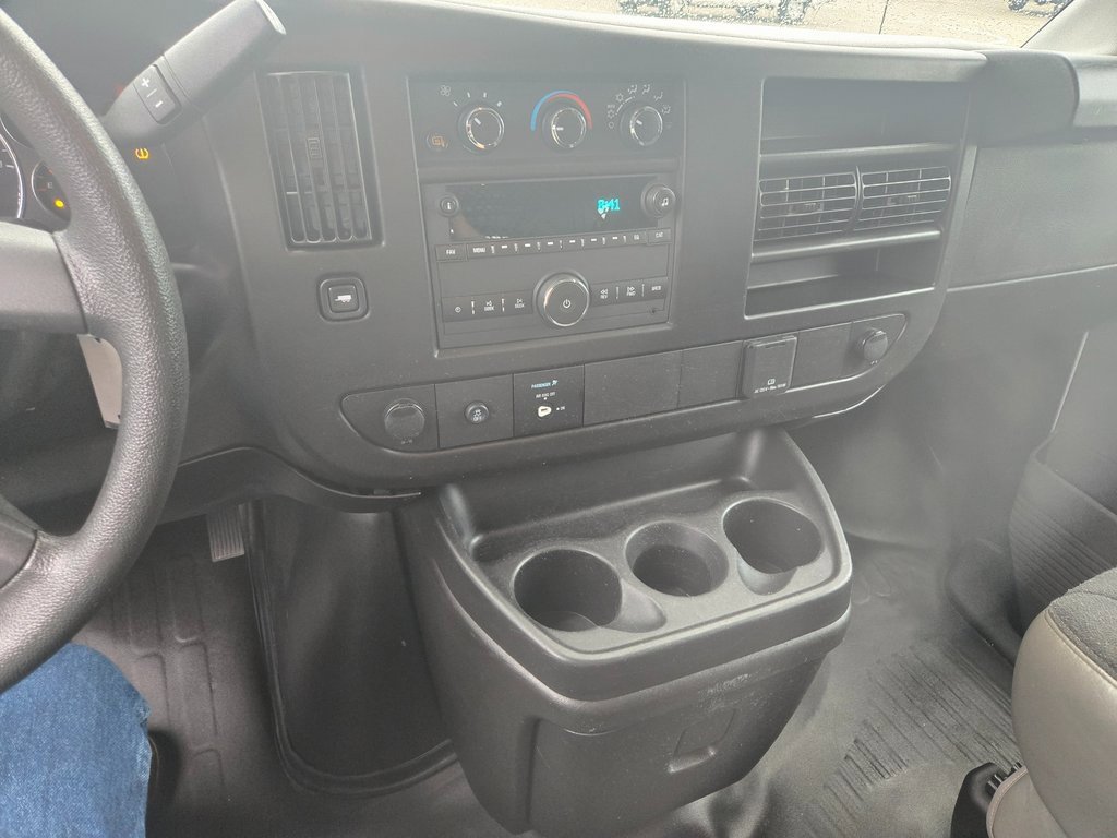 Used 2024 Chevrolet Express 2500 w/ Driver Convenience Package image 9