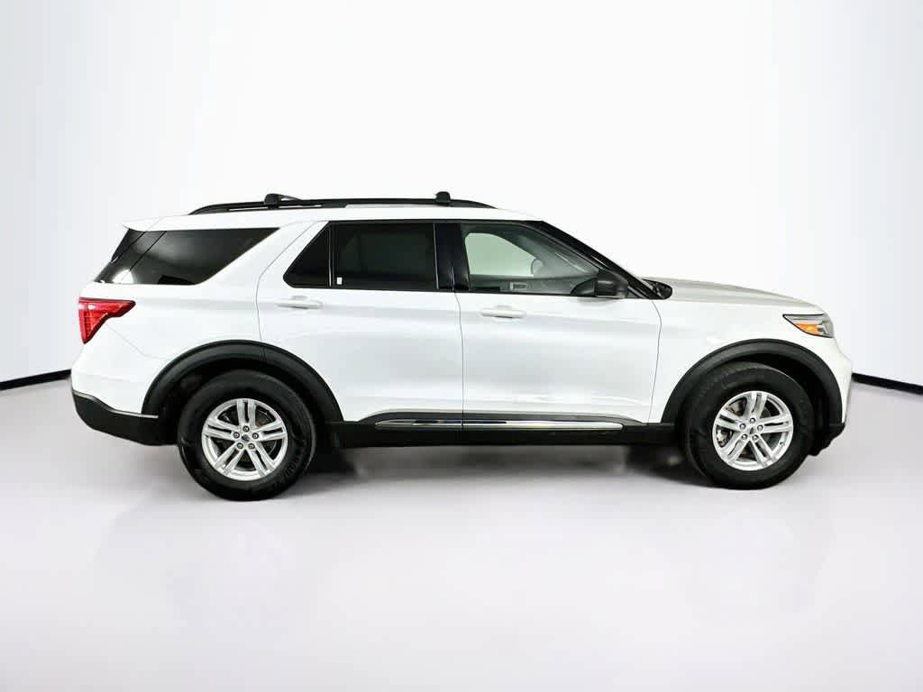 Certified 2021 Ford Explorer XLT w/ Equipment Group 202A AWD/4WD image 25