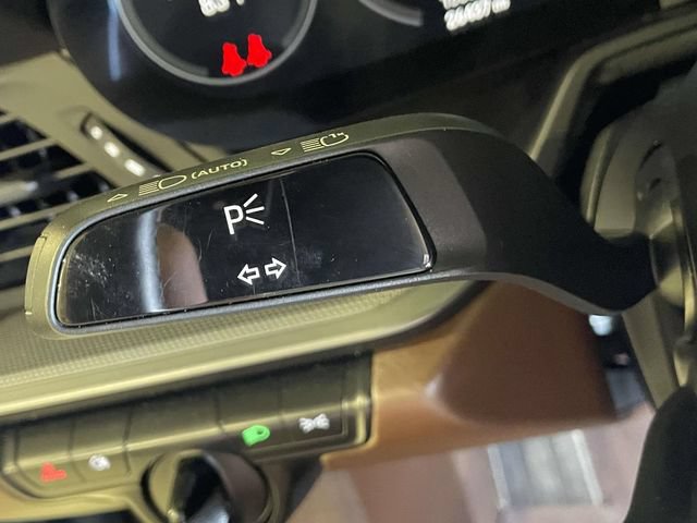 Certified 2022 Porsche 911 Carrera RWD image 38