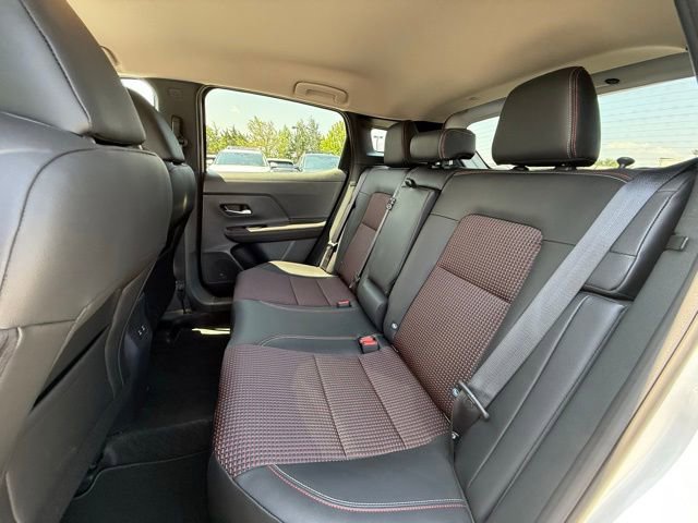 New 2025 Nissan Kicks SR w/ Interior Electronics Package AWD/4WD image 13