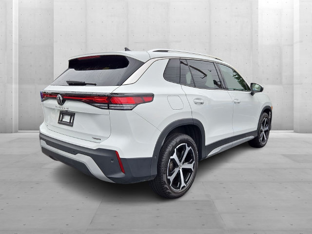 Certified 2025 Volkswagen Tiguan SE AWD/4WD image 6