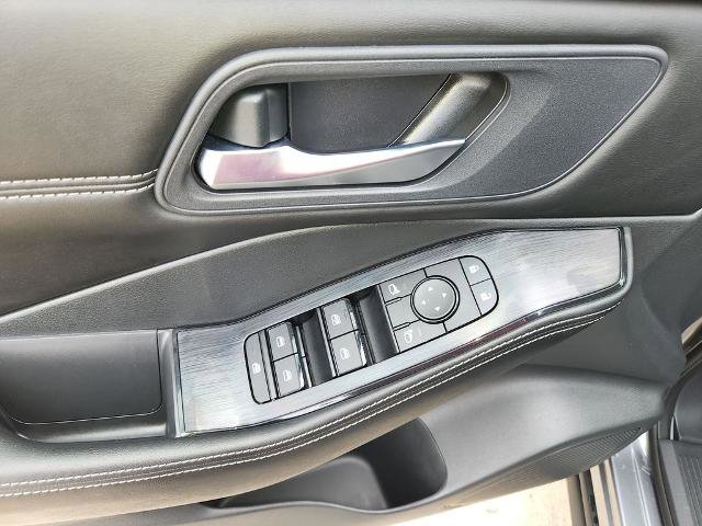 Certified 2023 Nissan Rogue SV w/ SV Premium Package FWD image 29