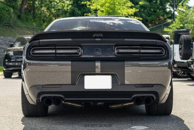 Used 2023 Dodge Challenger SRT Super Stock RWD image 7