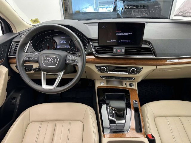 Certified 2023 Audi Q5 2.0T Premium w/ Convenience Package AWD/4WD image 15