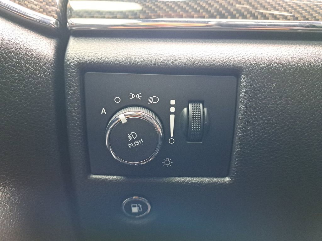 Used 2019 Jeep Grand Cherokee SRT AWD/4WD image 24