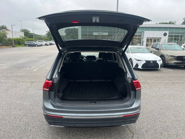 Used 2020 Volkswagen Tiguan SEL AWD/4WD image 5