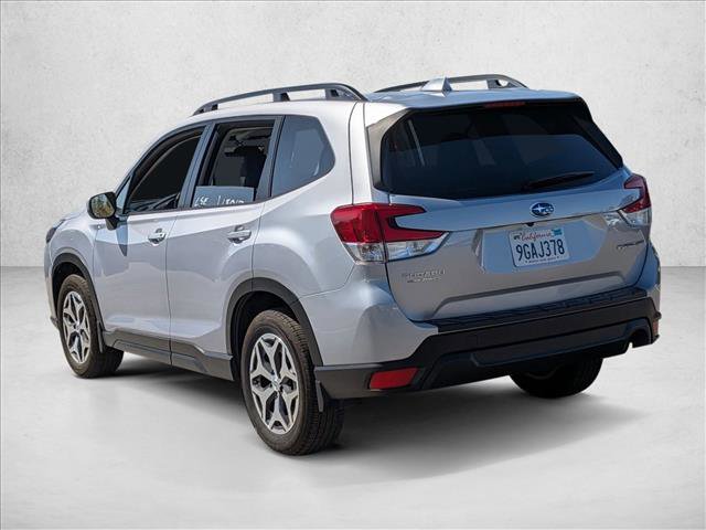 Used 2023 Subaru Forester Premium image 7