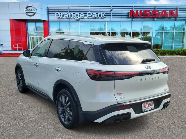 Used 2023 INFINITI QX60 Luxe w/ Cargo Package AWD/4WD image 3