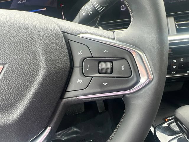 Used 2024 Chevrolet Trax ACTIV w/ Sunroof Package FWD image 11