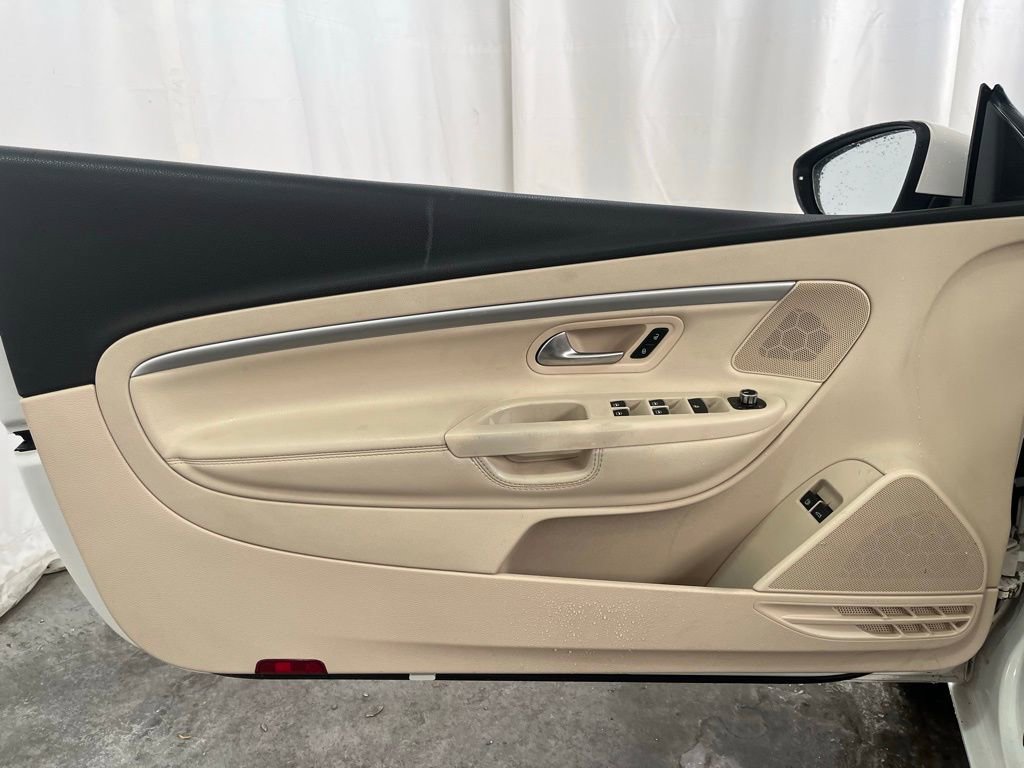 Used 2013 Volkswagen Eos Komfort image 17