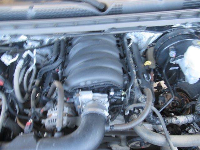 Used 2018 Chevrolet Silverado 1500 LT AWD/4WD image 39