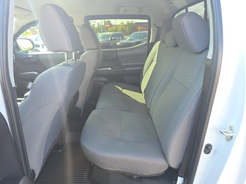 Used 2023 Toyota Tacoma SR5 w/ Technology Package AWD/4WD image 12