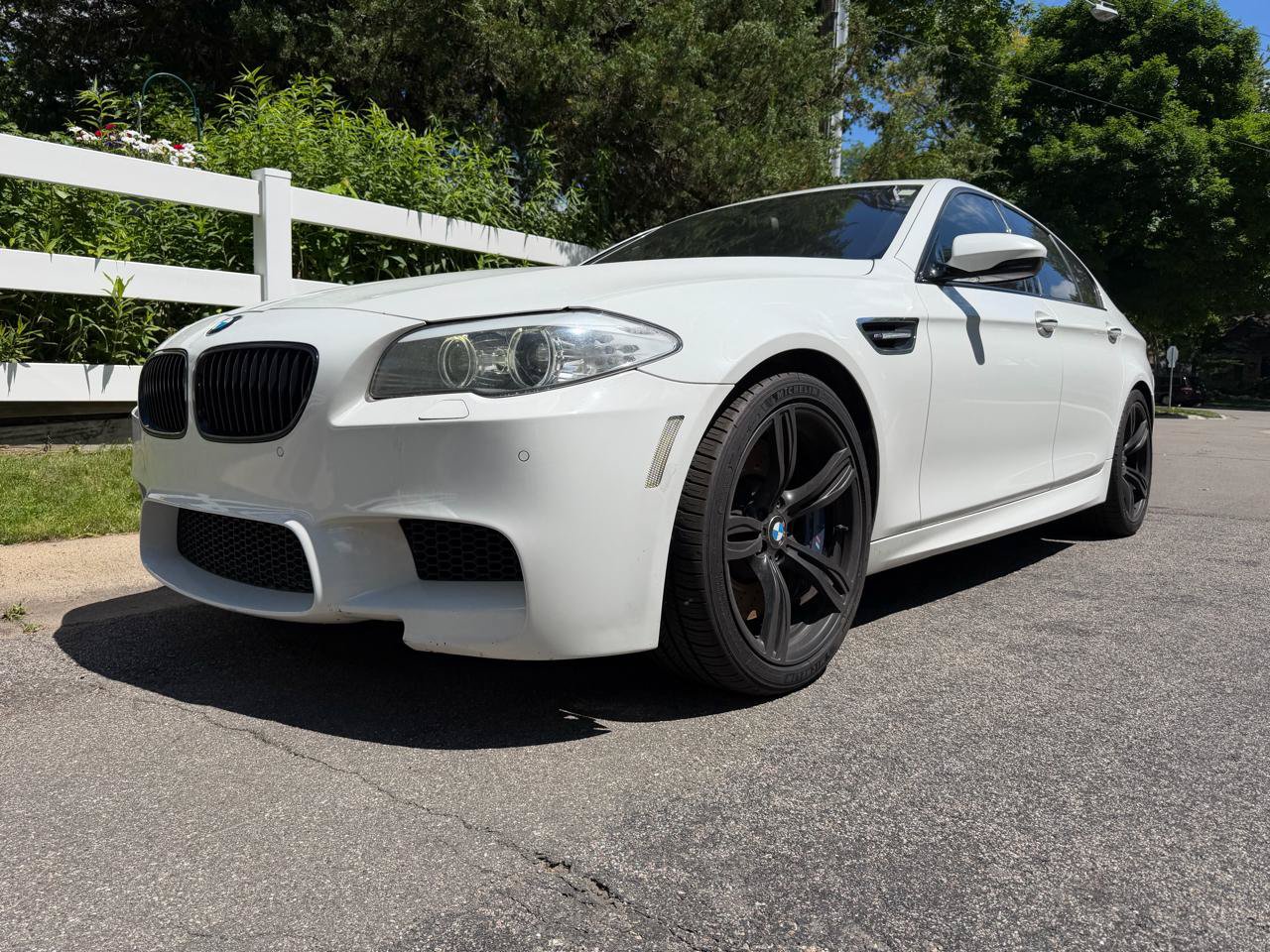 Used 2013 BMW M5 RWD image 9