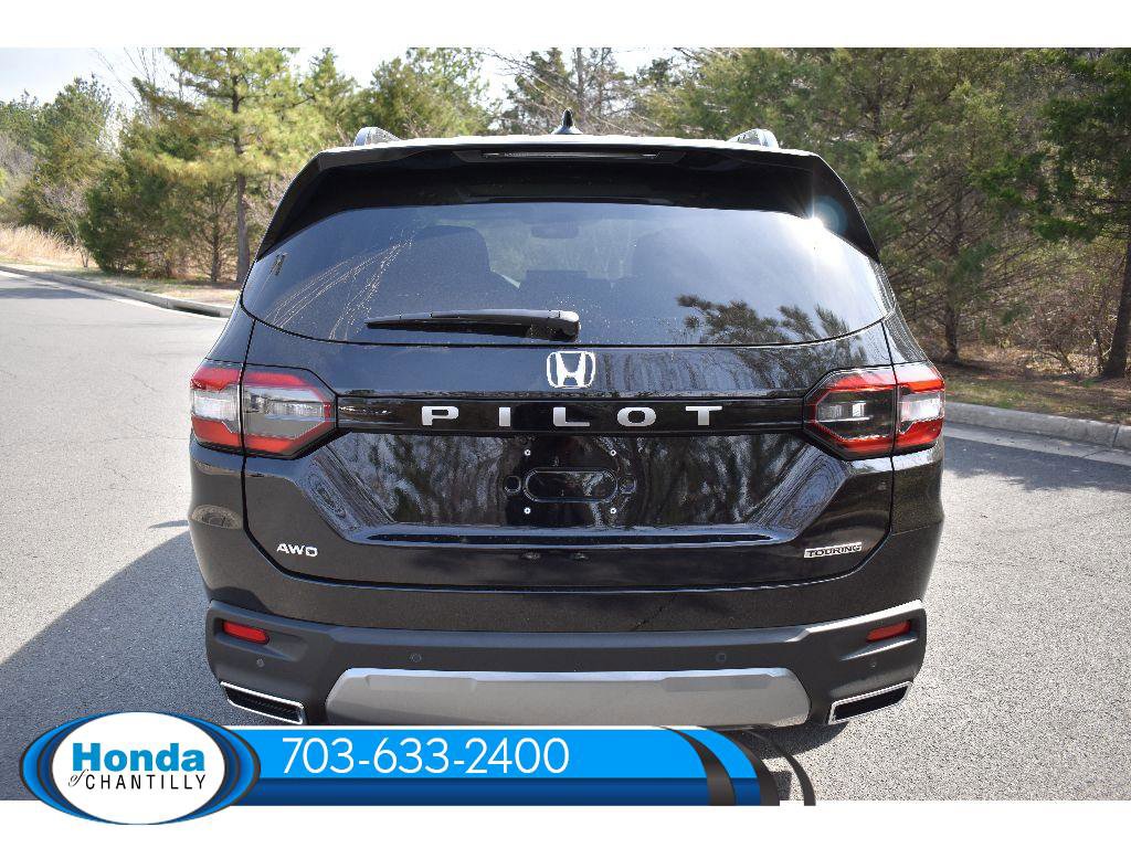 New 2026 Honda Pilot Touring image 6