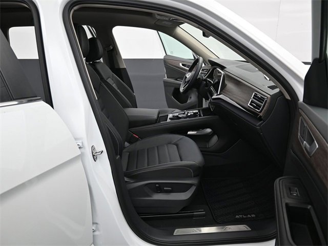New 2026 Volkswagen Atlas SEL image 14