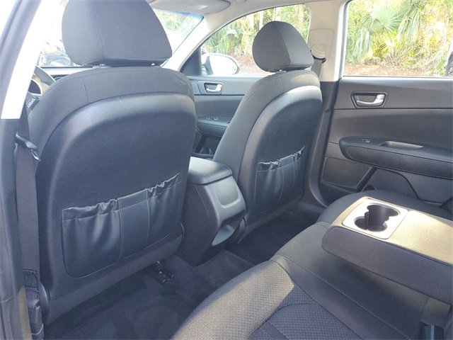 Used 2018 Kia Optima LX w/ 17" Alloy Wheels Package image 9