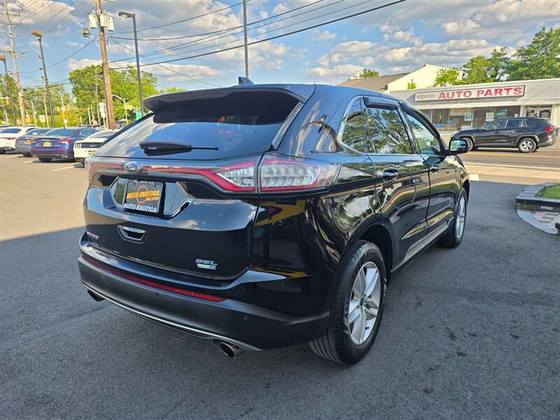 Used 2018 Ford Edge SEL w/ Equipment Group 201A AWD/4WD image 3